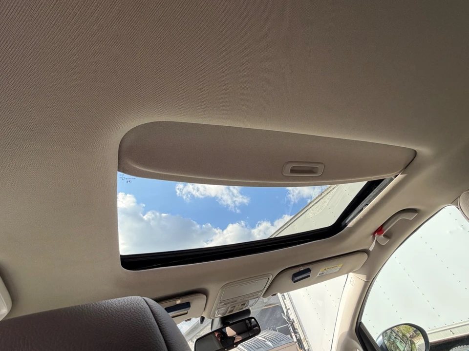 2016 Honda Odyssey - Image 13 of 21