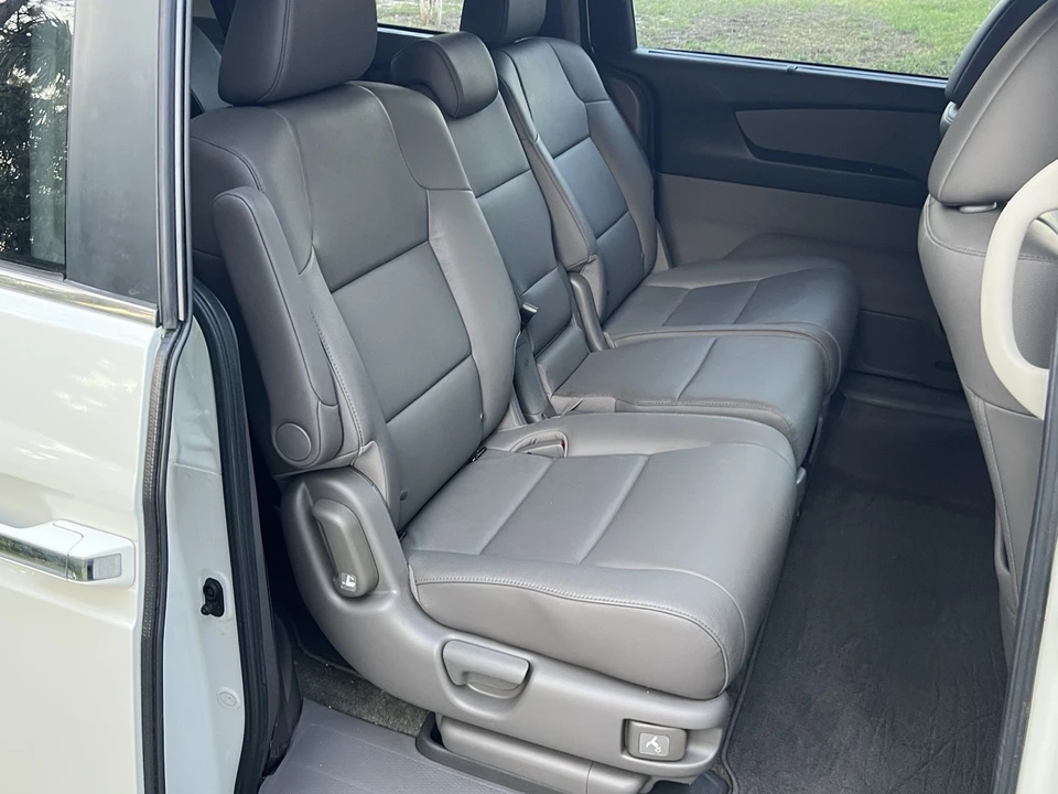 2016 Honda Odyssey - Image 9 of 14