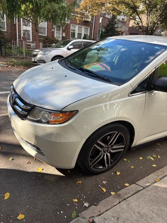 2016 Honda Odyssey - Image 14 of 15