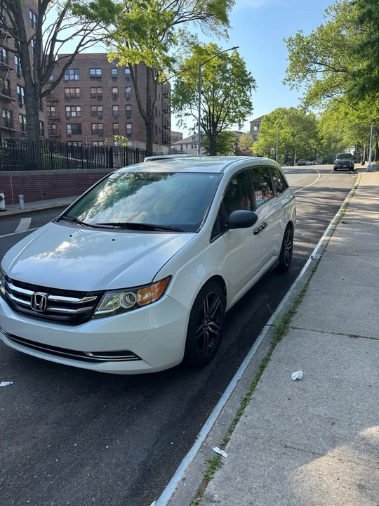 2016 Honda Odyssey - Image 4 of 15