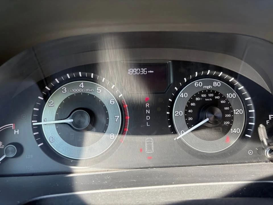2016 Honda Odyssey - Image 8 of 10