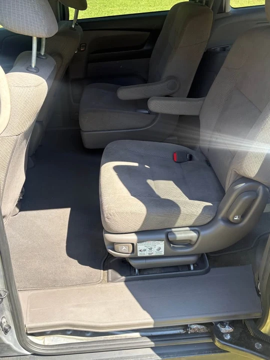2016 Honda Odyssey - Image 6 of 10