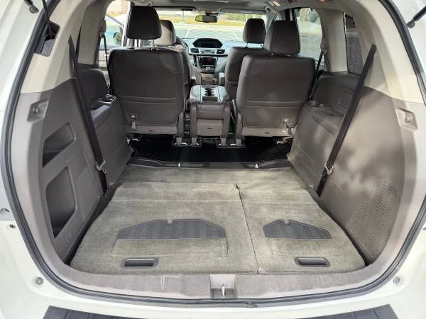 2016 Honda Odyssey - Image 13 of 21