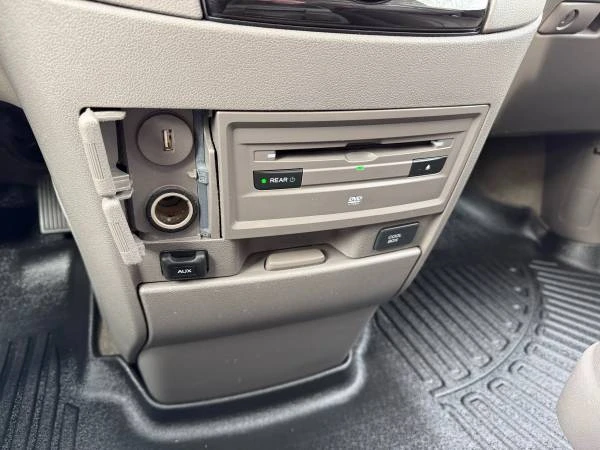 2016 Honda Odyssey - Image 16 of 21