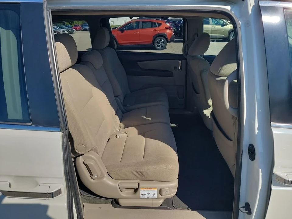 2016 Honda Odyssey - Image 10 of 12