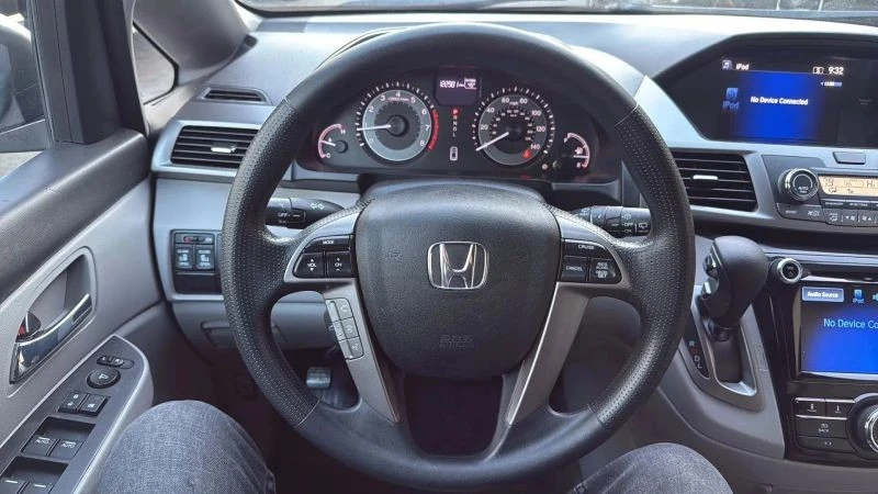 2016 Honda Odyssey - Image 10 of 12