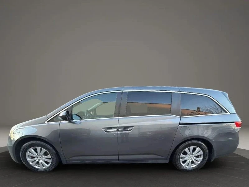 2016 Honda Odyssey - Image 8 of 12