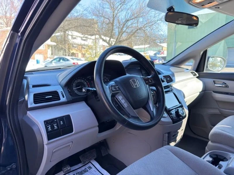 2016 Honda Odyssey - Image 11 of 12