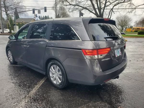 2016 Honda Odyssey - Image 8 of 21