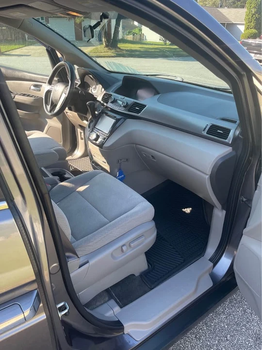 2016 Honda Odyssey - Image 9 of 11