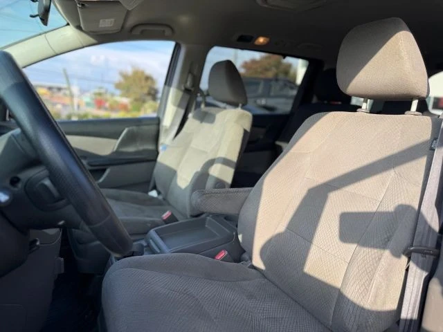2016 Honda Odyssey - Image 14 of 21
