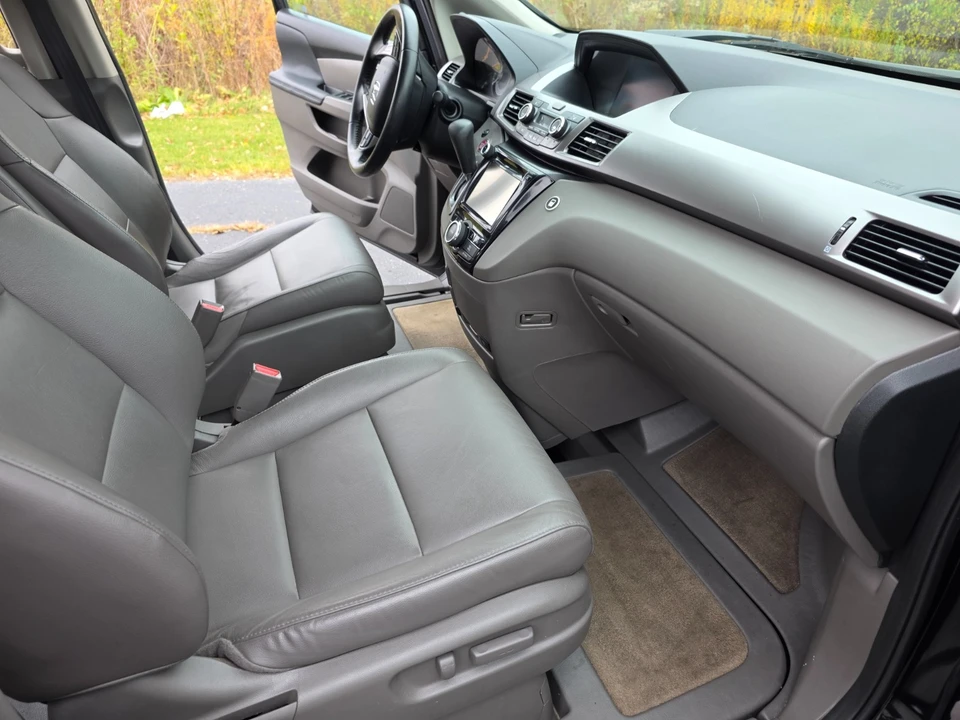 2016 Honda Odyssey - Image 14 of 21