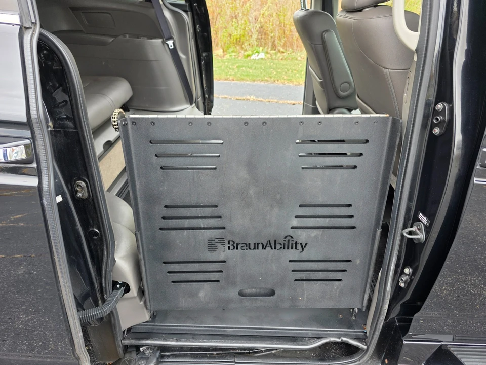 2016 Honda Odyssey - Image 20 of 21