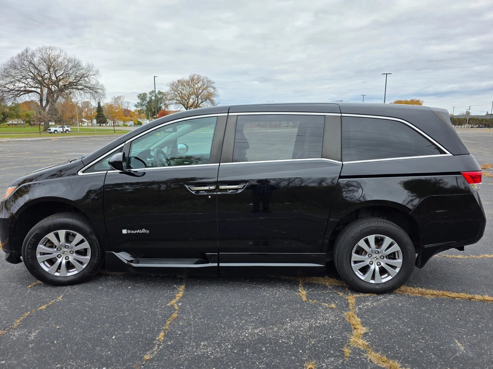 2016 Honda Odyssey - Image 9 of 21