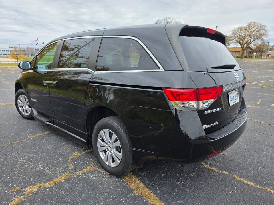 2016 Honda Odyssey - Image 8 of 21