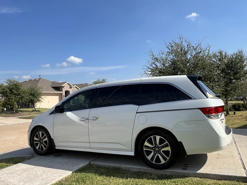 2016 Honda Odyssey - Image 5 of 13