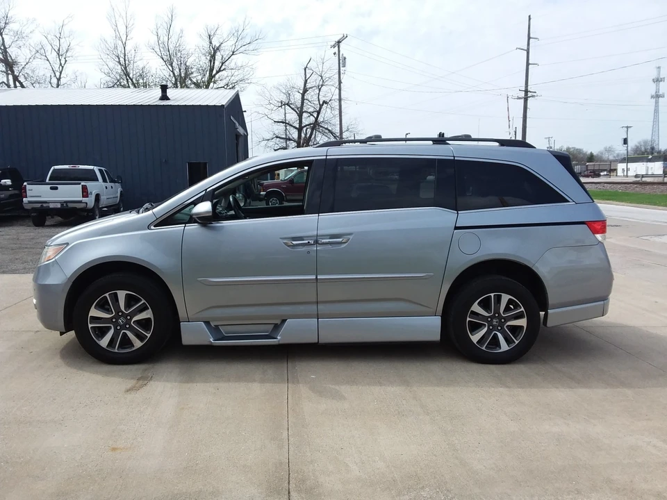 2016 Honda Odyssey - Image 7 of 21