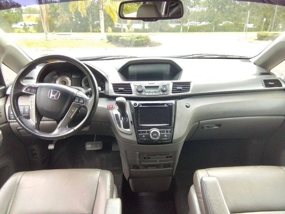 2016 Honda Odyssey - Image 11 of 16
