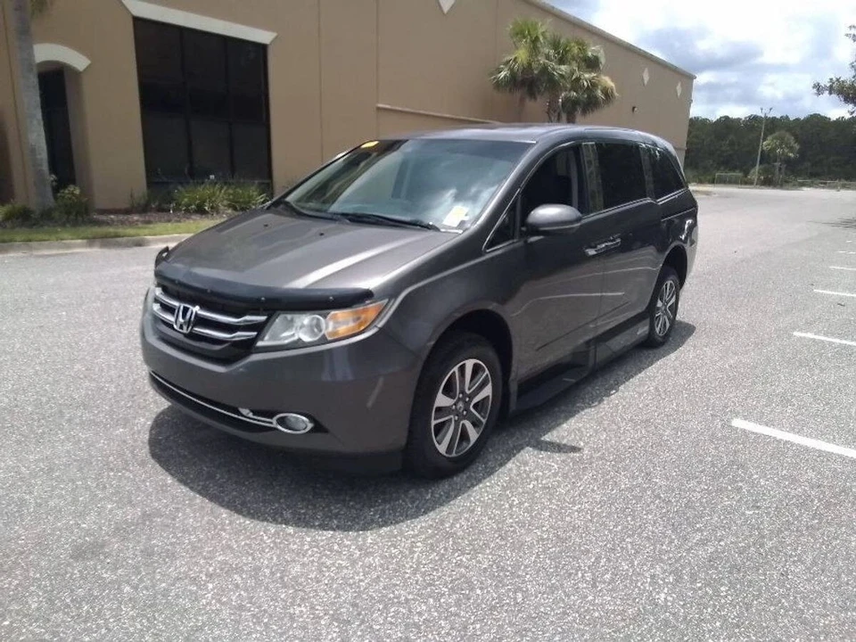 2016 Honda Odyssey - Image 14 of 16