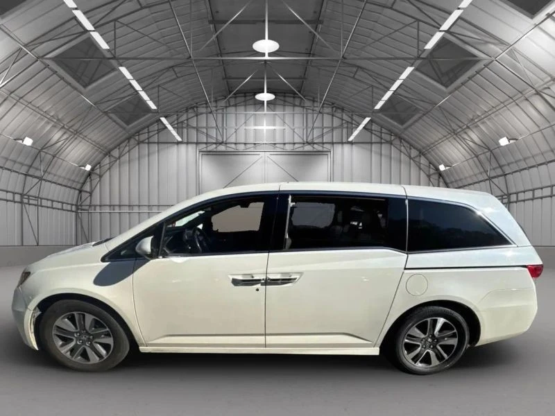 2016 Honda Odyssey - Image 6 of 8