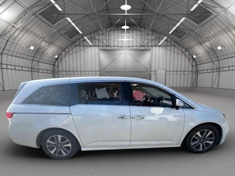 2016 Honda Odyssey - Image 3 of 8