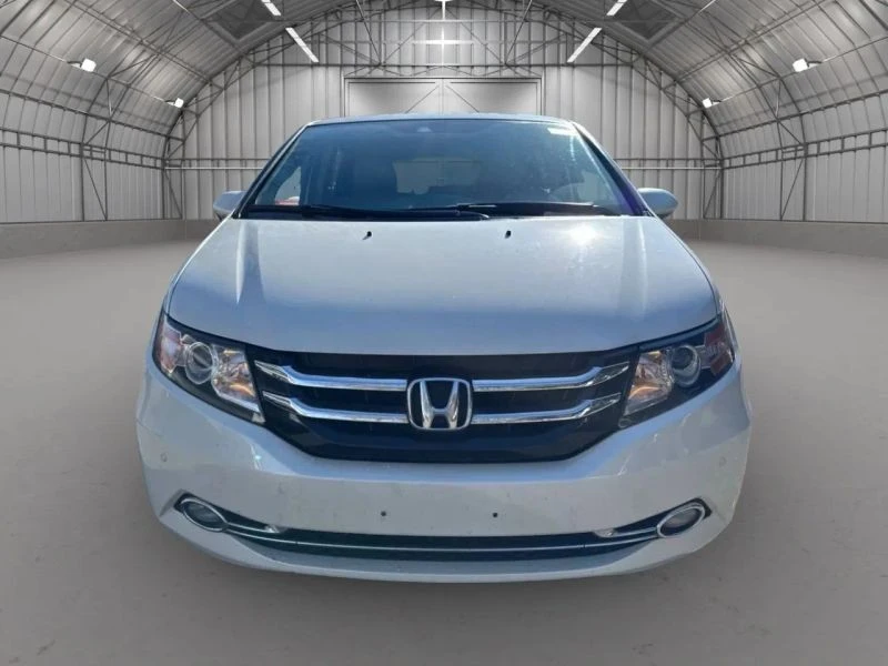 2016 Honda Odyssey - Image 2 of 8