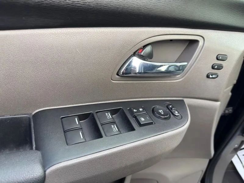 2016 Honda Odyssey - Image 11 of 12