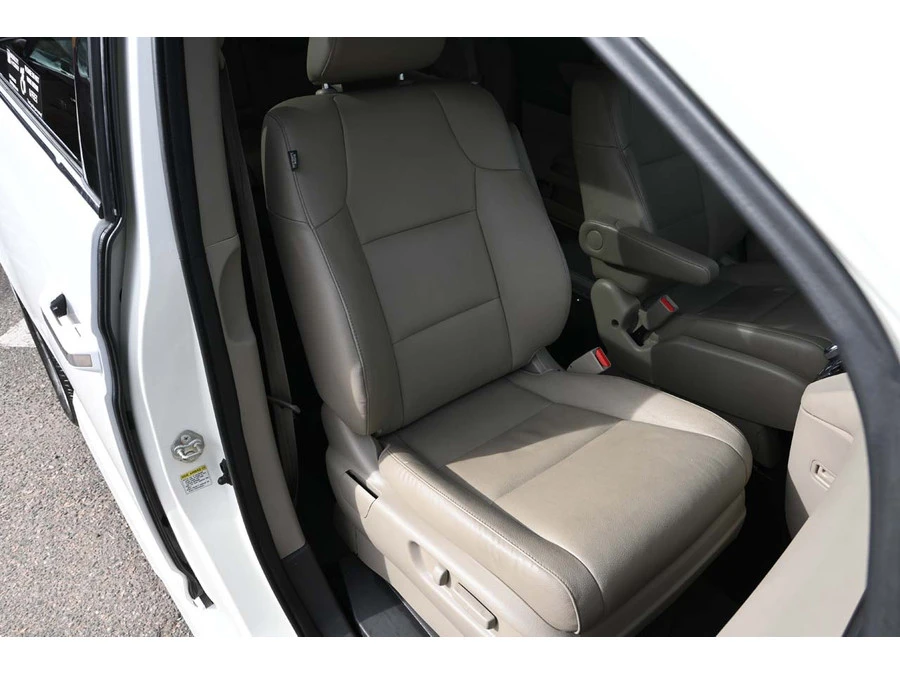 2016 Honda Odyssey - Image 16 of 21