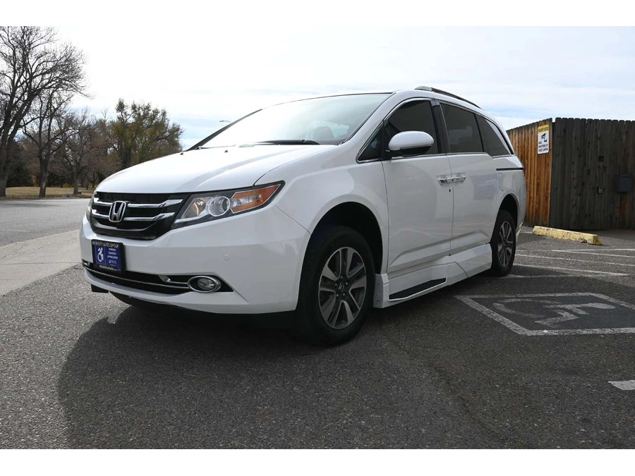 2016 Honda Odyssey - Image 10 of 21