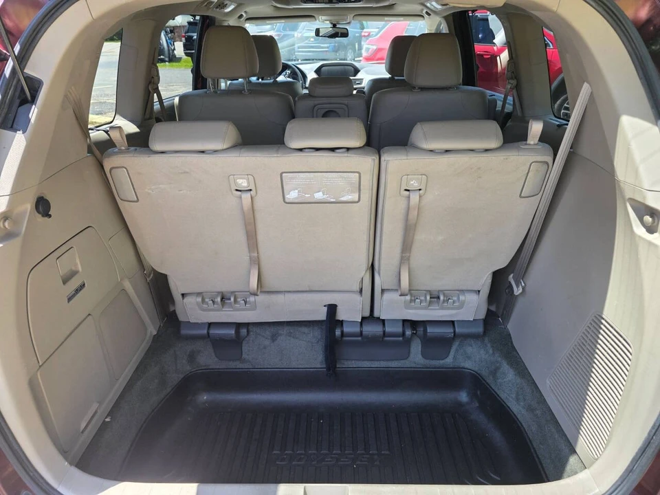 2016 Honda Odyssey - Image 10 of 18