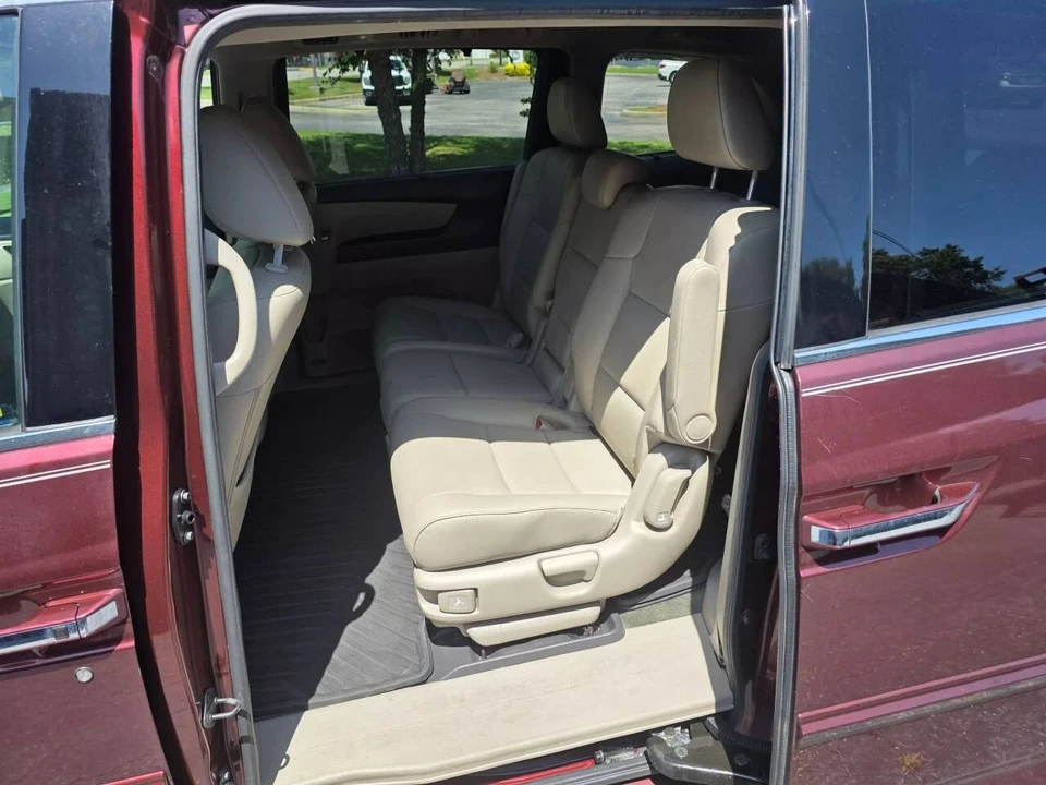 2016 Honda Odyssey - Image 12 of 18