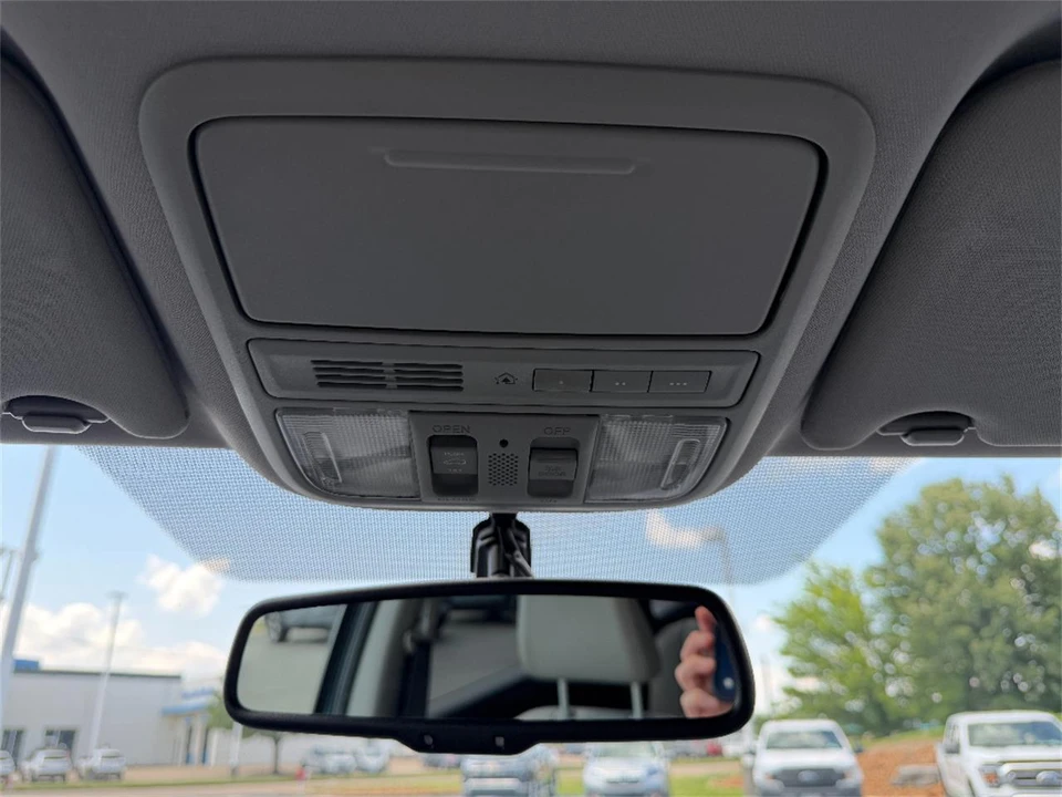2016 Honda Pilot 3rd Gen - Image 30 of 31