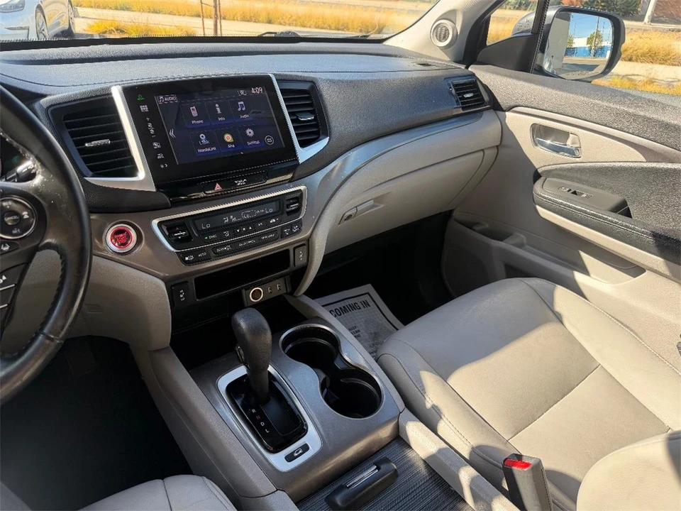 2016 Honda Pilot 3rd Gen - Image 18 of 23