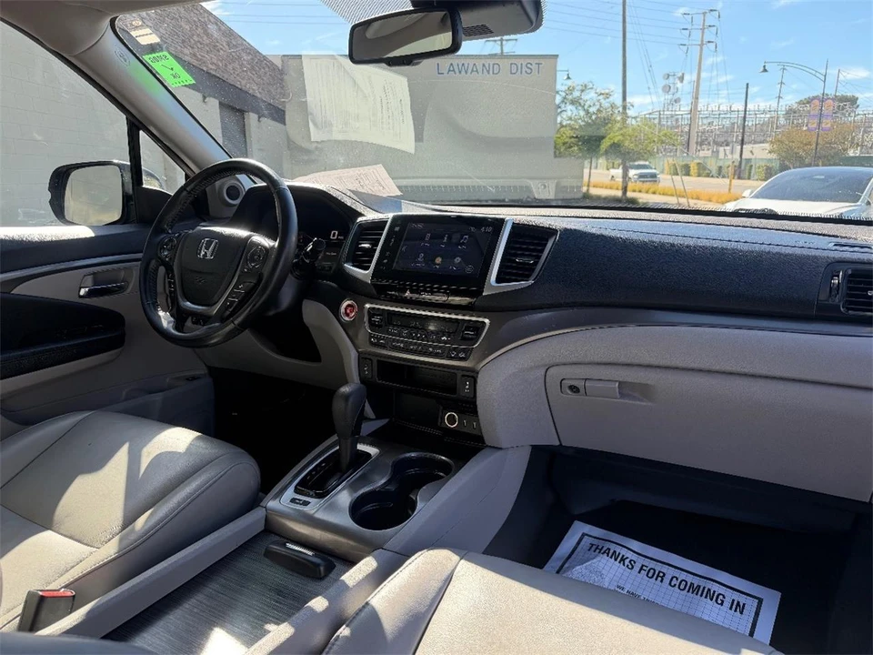 2016 Honda Pilot 3rd Gen - Image 22 of 23