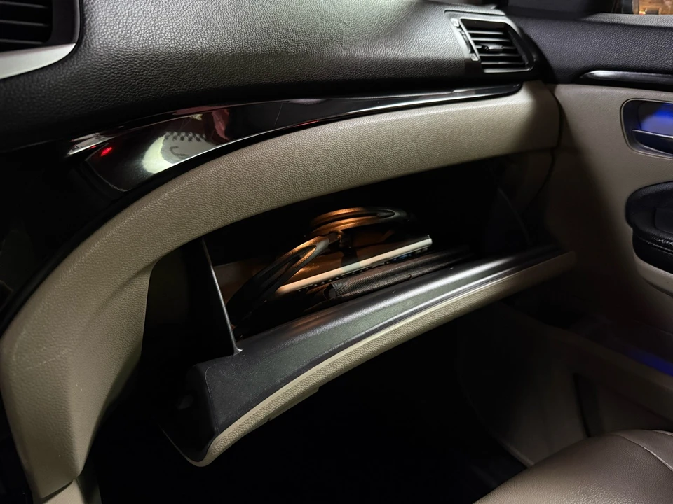 2016 Honda Pilot 3rd Gen - Image 21 of 21