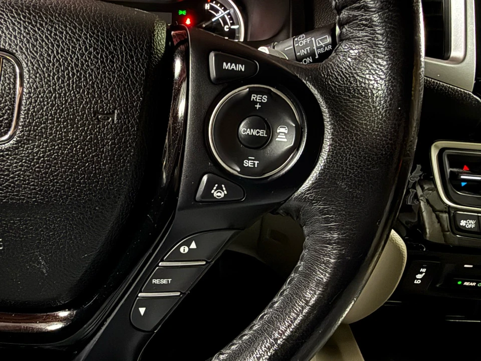 2016 Honda Pilot 3rd Gen - Image 14 of 21