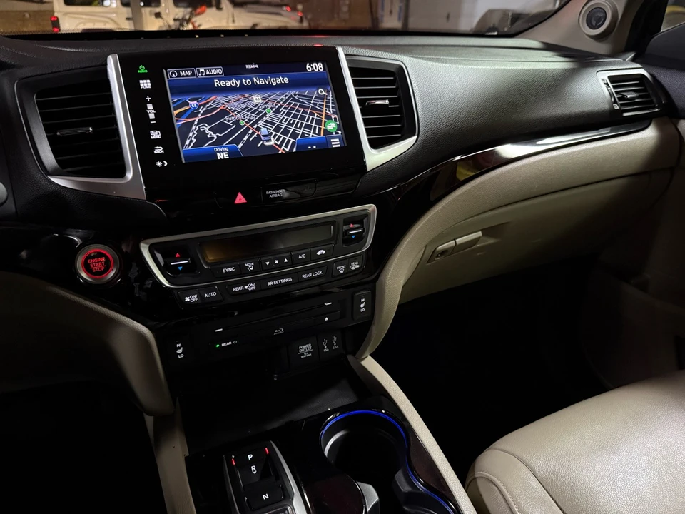 2016 Honda Pilot 3rd Gen - Image 18 of 21