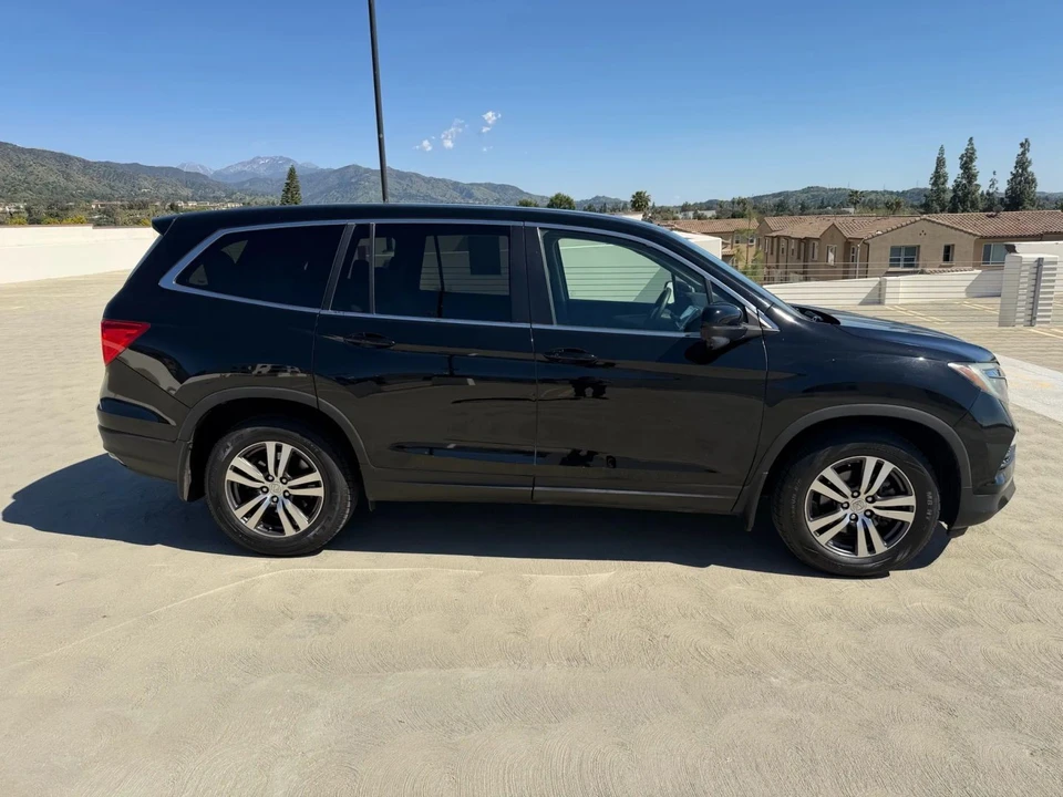 2016 Honda Pilot 3rd Gen - Image 6 of 21