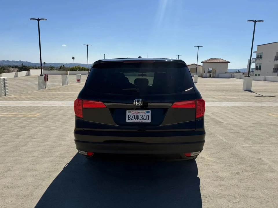 2016 Honda Pilot 3rd Gen - Image 4 of 21