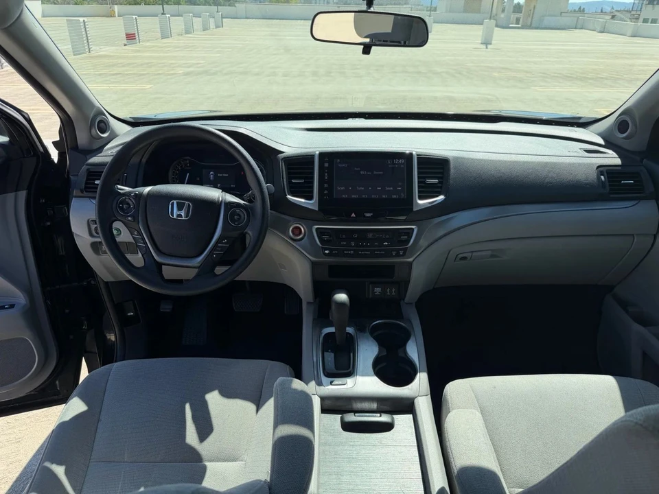 2016 Honda Pilot 3rd Gen - Image 14 of 21