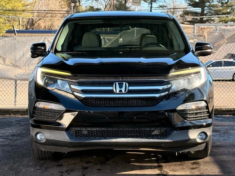 2016 Honda Pilot 3rd Gen - Image 5 of 12