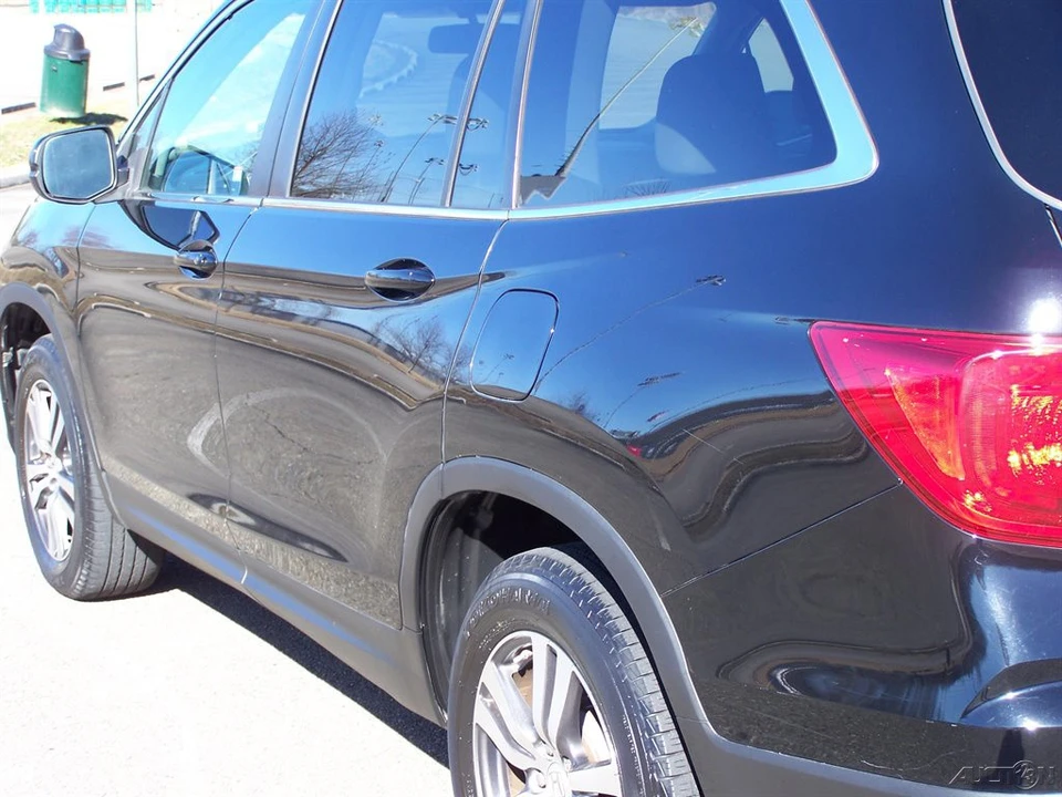 2016 Honda Pilot 3rd Gen - Image 21 of 21