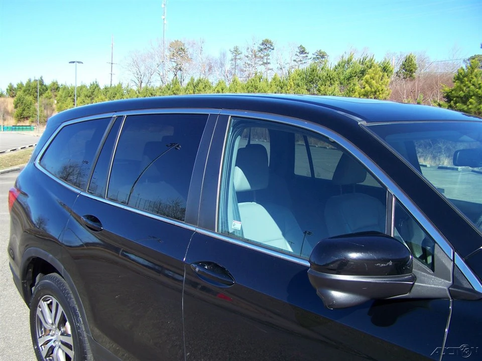 2016 Honda Pilot 3rd Gen - Image 18 of 21
