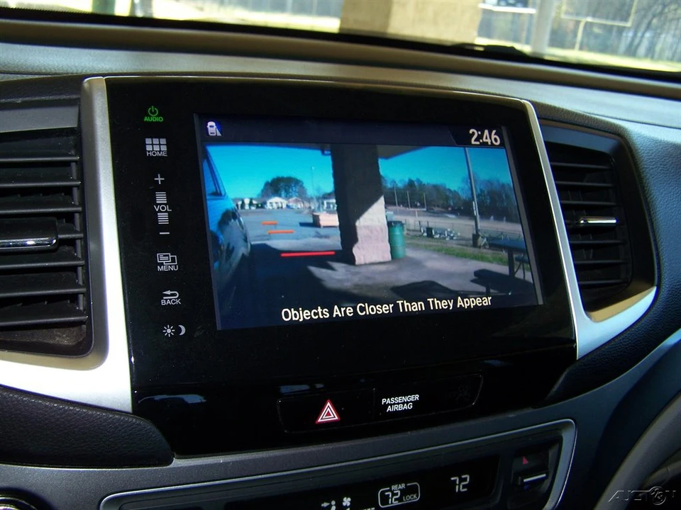 2016 Honda Pilot 3rd Gen - Image 13 of 21