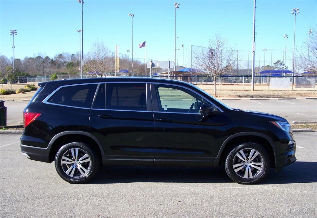 2016 Honda Pilot 3rd Gen - Image 7 of 21