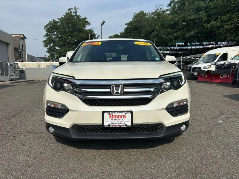 2016 Honda Pilot 3rd Gen - Image 2 of 12