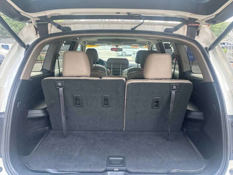 2016 Honda Pilot 3rd Gen - Image 12 of 12
