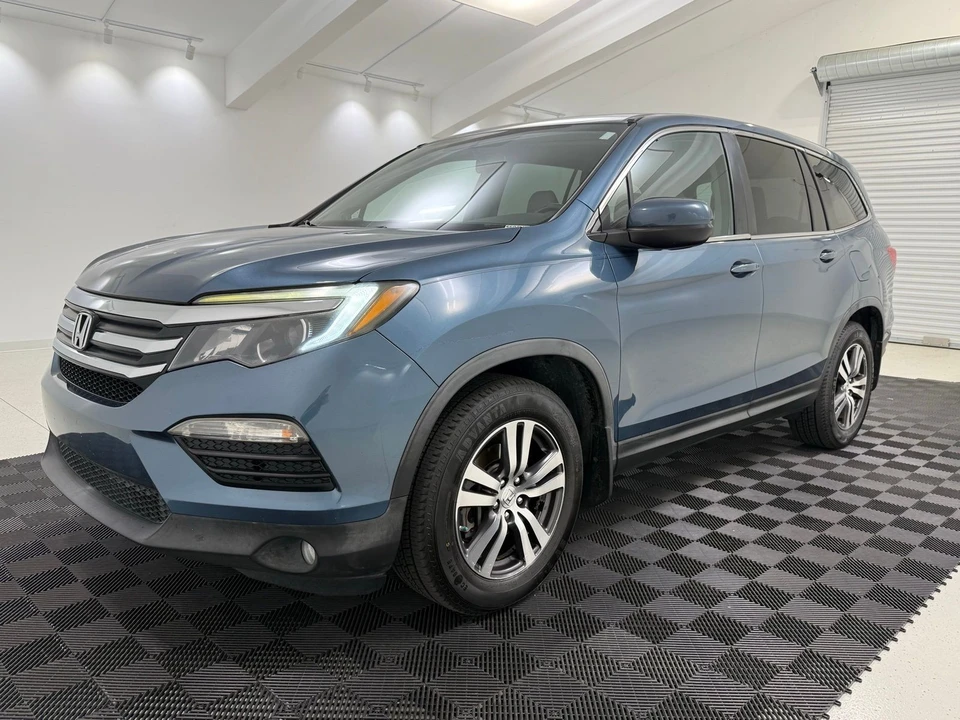 2016 Honda Pilot 3rd Gen - Image 3 of 28