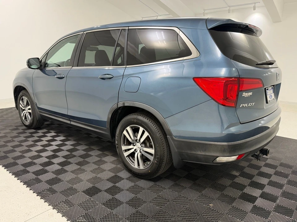 2016 Honda Pilot 3rd Gen - Image 5 of 28