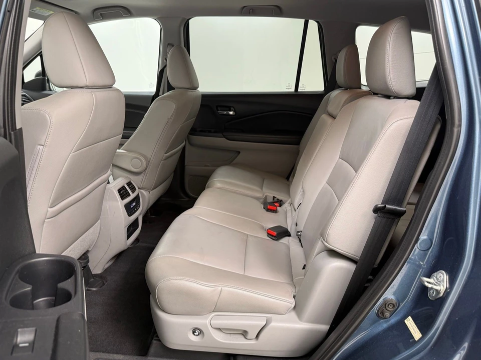 2016 Honda Pilot 3rd Gen - Image 18 of 28